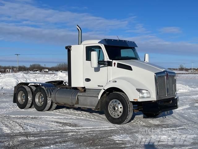 Kenworth T880 Vetopöytäautot