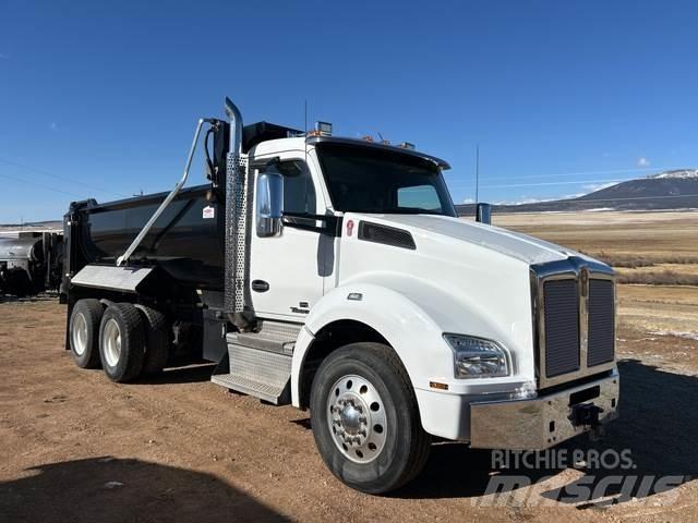 Kenworth T880 Sora- ja kippiautot