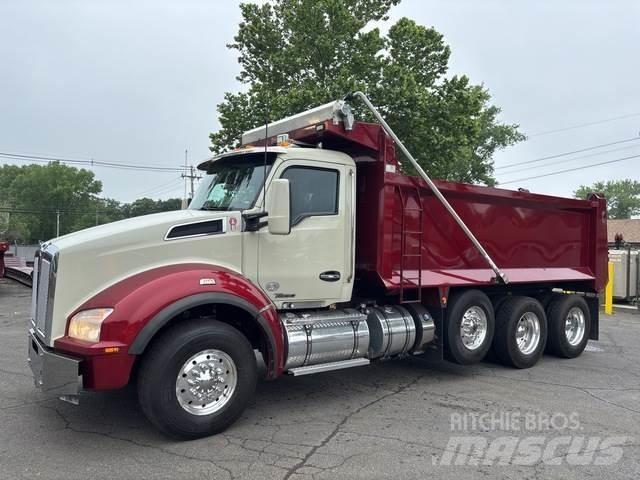 Kenworth T880 Sora- ja kippiautot