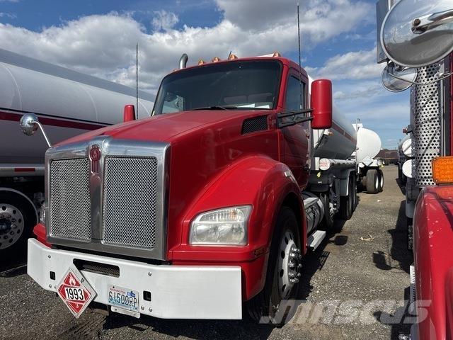 Kenworth T880 Säiliöautot
