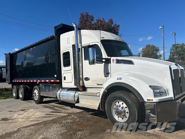 Kenworth T880 Sora- ja kippiautot