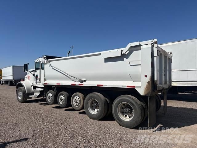Kenworth W900 Sora- ja kippiautot