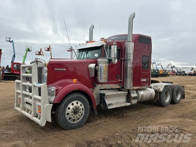 Kenworth W900 Vetopöytäautot