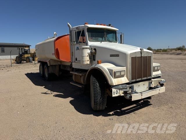 Kenworth W900 Vesisäiliöautot