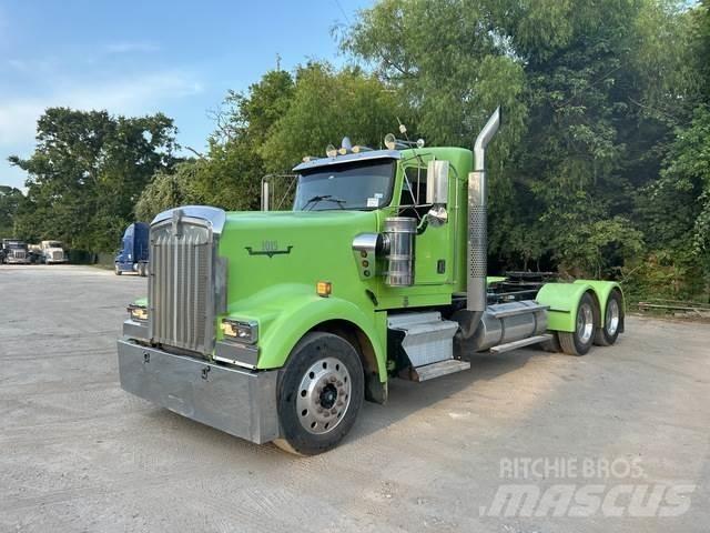 Kenworth W900 Vetopöytäautot