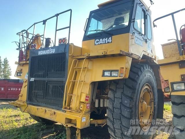 Komatsu 330M Dumpperit