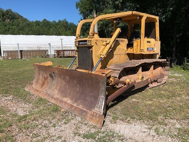 Komatsu D65E-6 Telaketjupuskutraktorit