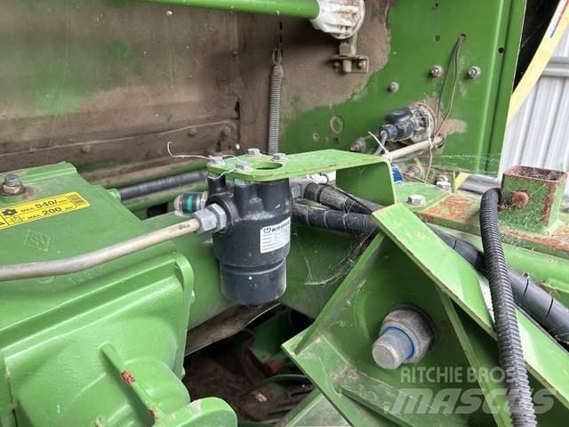 Krone V1500MC Pyöröpaalaimet