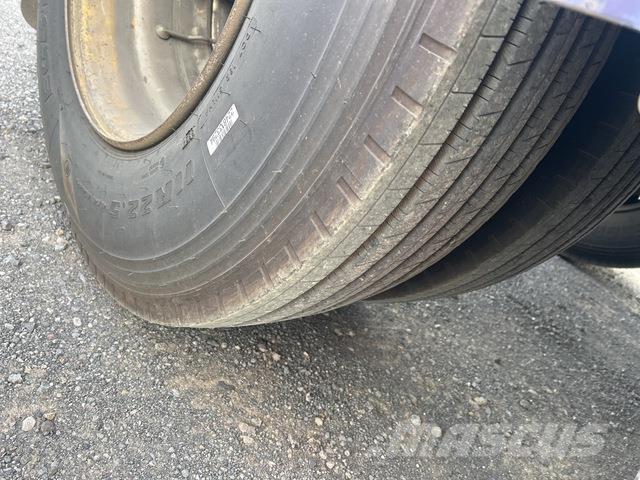  Krueger Pressukapelliperävaunut