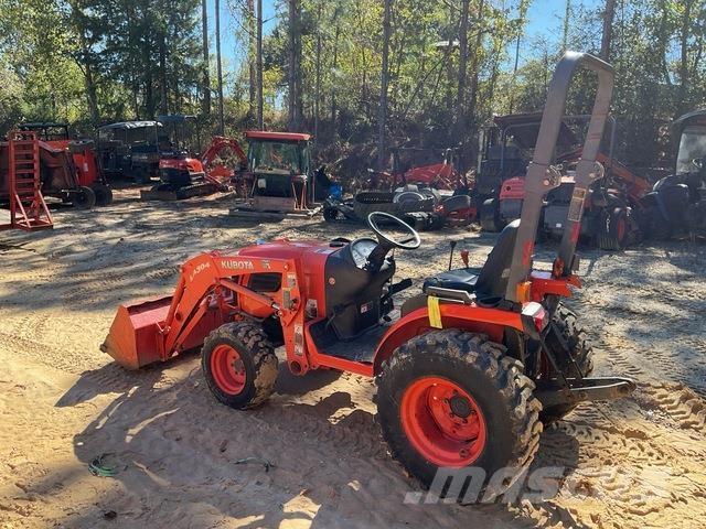Kubota B2320DT Taajamatraktorit