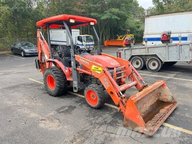 Kubota B26 Kaivurikuormaajat