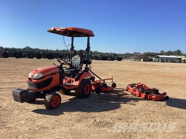 Kubota BX2370 Traktorit