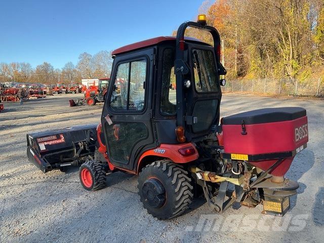 Kubota BX2380 Taajamatraktorit