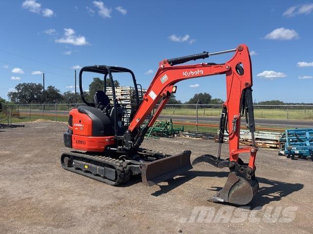 Kubota KX033-4 Telakaivukoneet