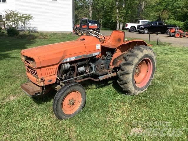 Kubota L285 Traktorit