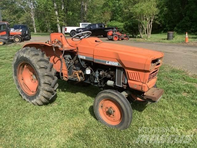 Kubota L285 Traktorit