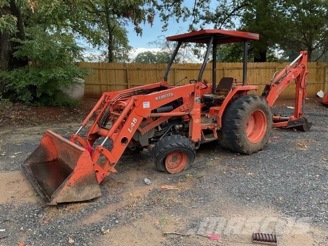 Kubota L48 Kaivurikuormaajat