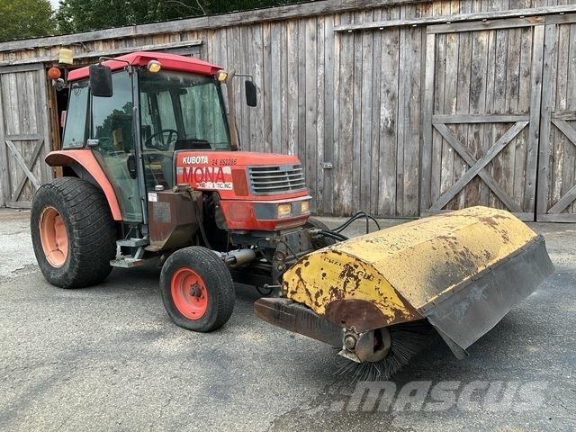 Kubota M4900 Traktorit