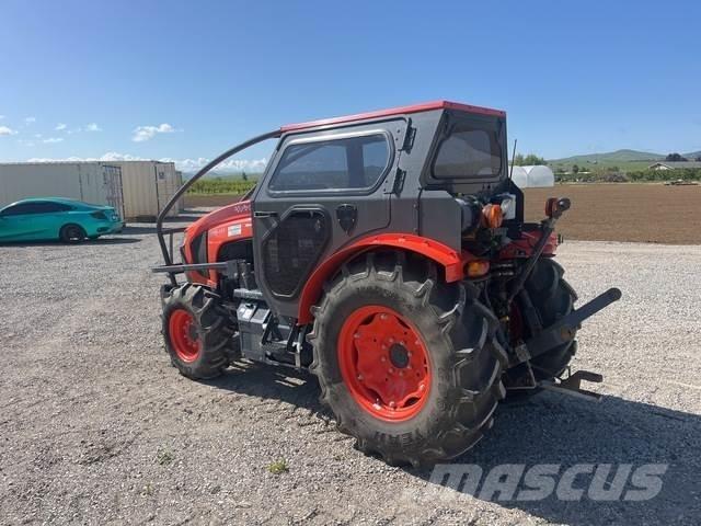 Kubota M5-111N Traktorit