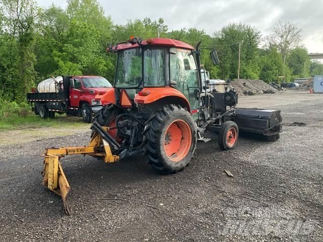 Kubota M5040 Lakaisukoneet sisäkäyttöön