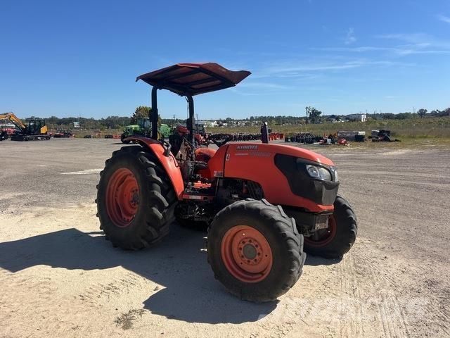 Kubota M6060 Traktorit