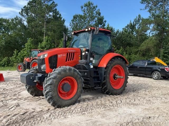 Kubota M7-132D Traktorit