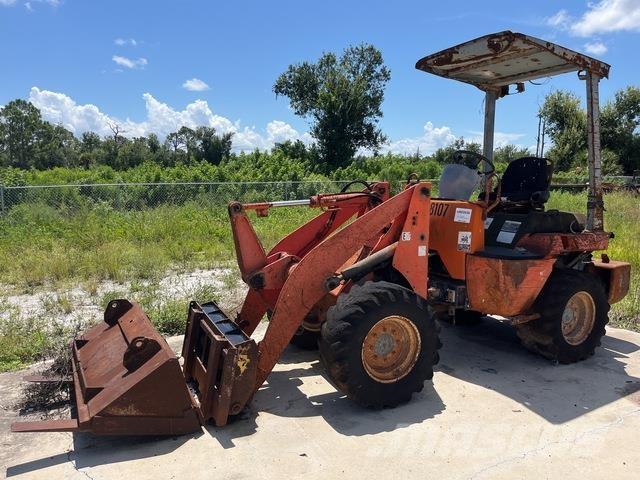 Kubota R420 Pyöräkuormaajat