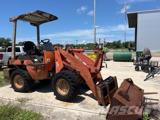 Kubota R420 Pyöräkuormaajat