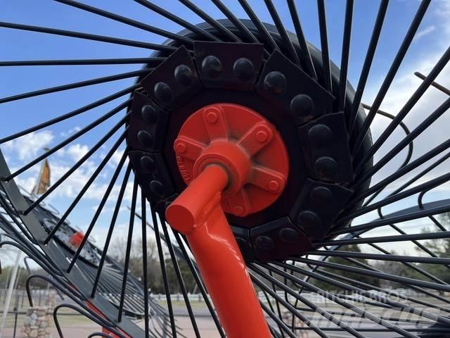 Kuhn SR110 GII Pöyhimet ja haravat