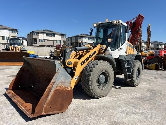 Liebherr L546 Pyöräkuormaajat
