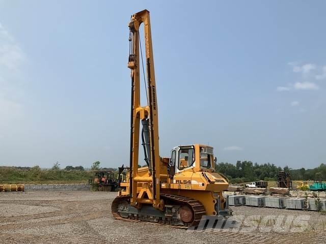 Liebherr RL54 Putkenlaskijat