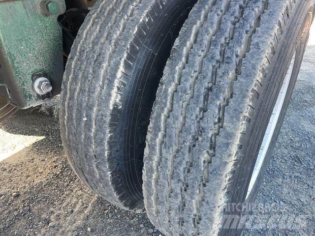 Lucar  Kylmä-/Lämpökoripuoliperävaunut