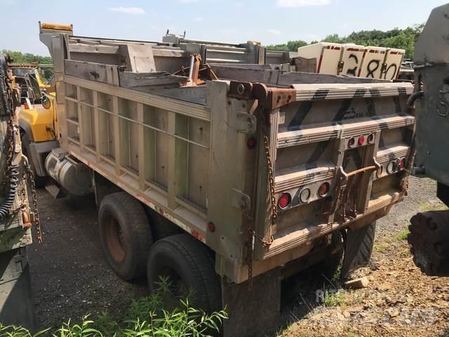 Mack 600 Lumiaurat