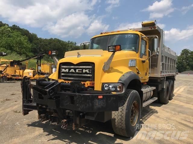 Mack 700 Lumiaurat