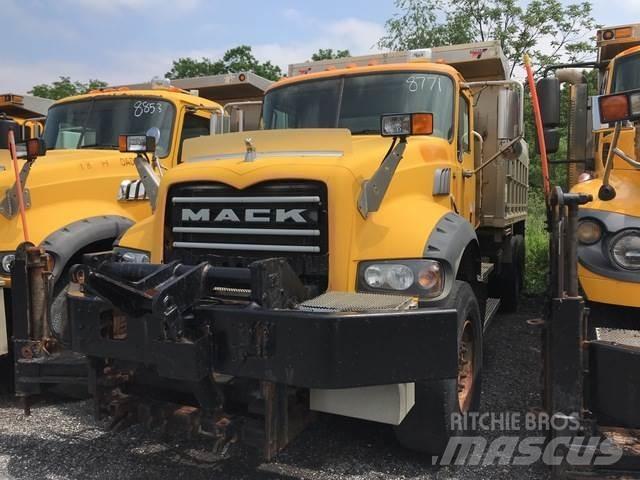 Mack 700 Lumiaurat