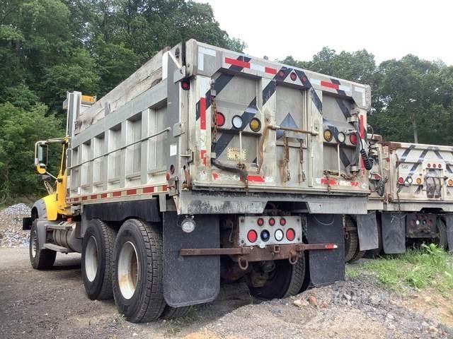 Mack 700 Lumiaurat