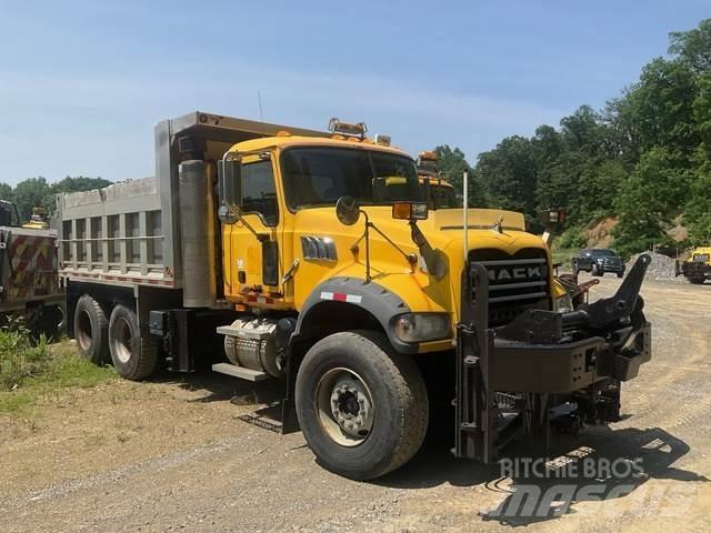 Mack 700 Lumiaurat