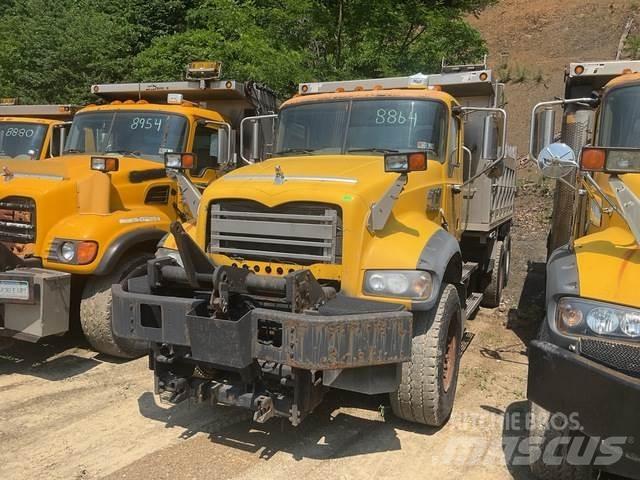 Mack 700 Lumiaurat