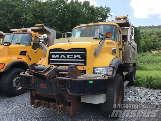 Mack 700 Lumiaurat