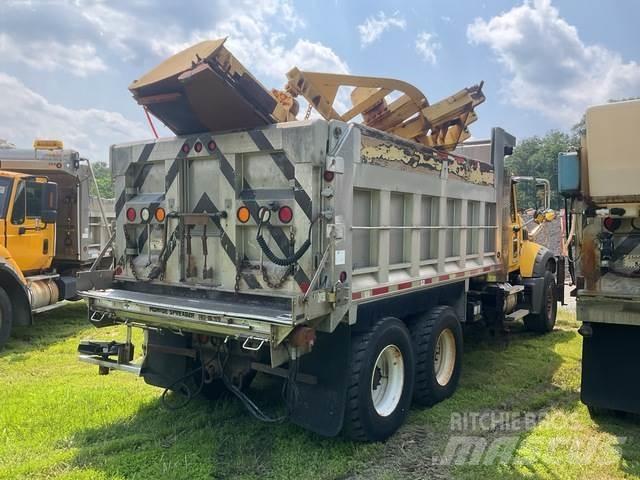Mack 700 Lumiaurat