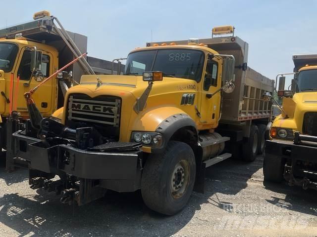 Mack 700 Lumiaurat