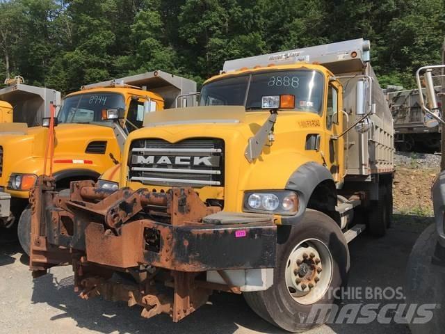 Mack 700 Lumiaurat