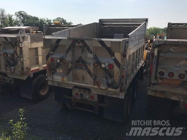 Mack 700 Lumiaurat