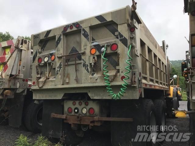 Mack 700 Lumiaurat