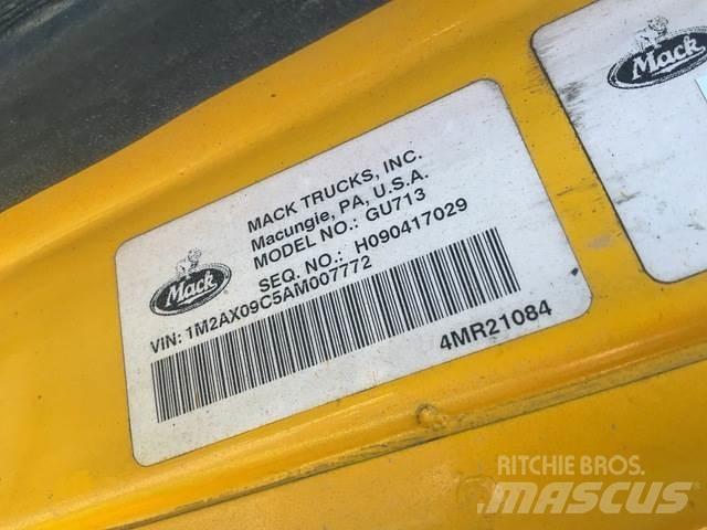 Mack 700 Lumiaurat