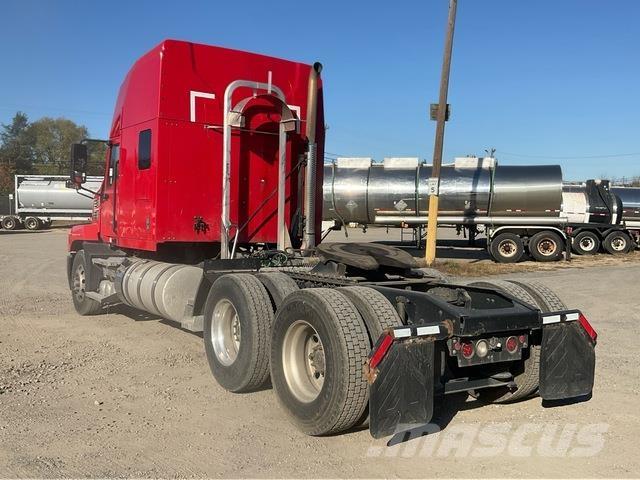 Mack AN64T Vetopöytäautot