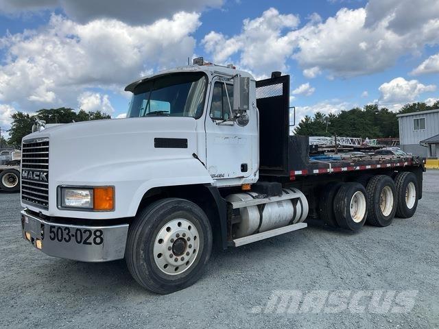 Mack CH 613 Lava-kuorma-autot
