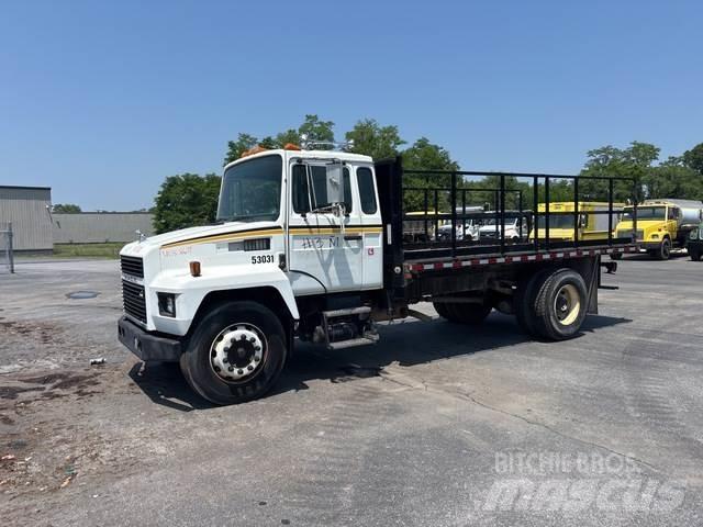 Mack CS300P Lava-kuorma-autot