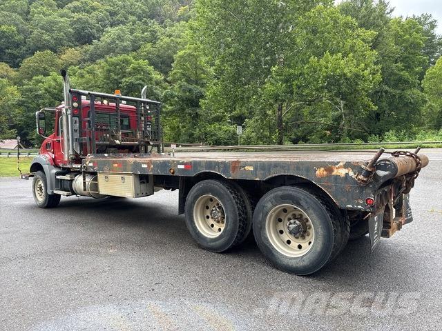 Mack CT713 Hinausautot