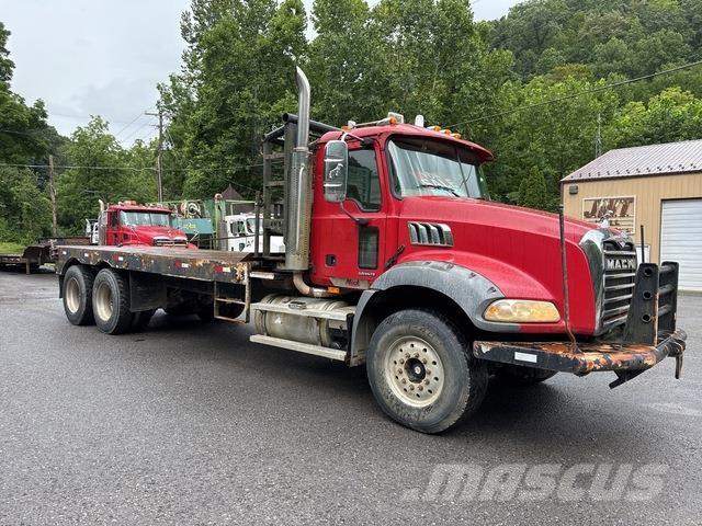 Mack CT713 Hinausautot